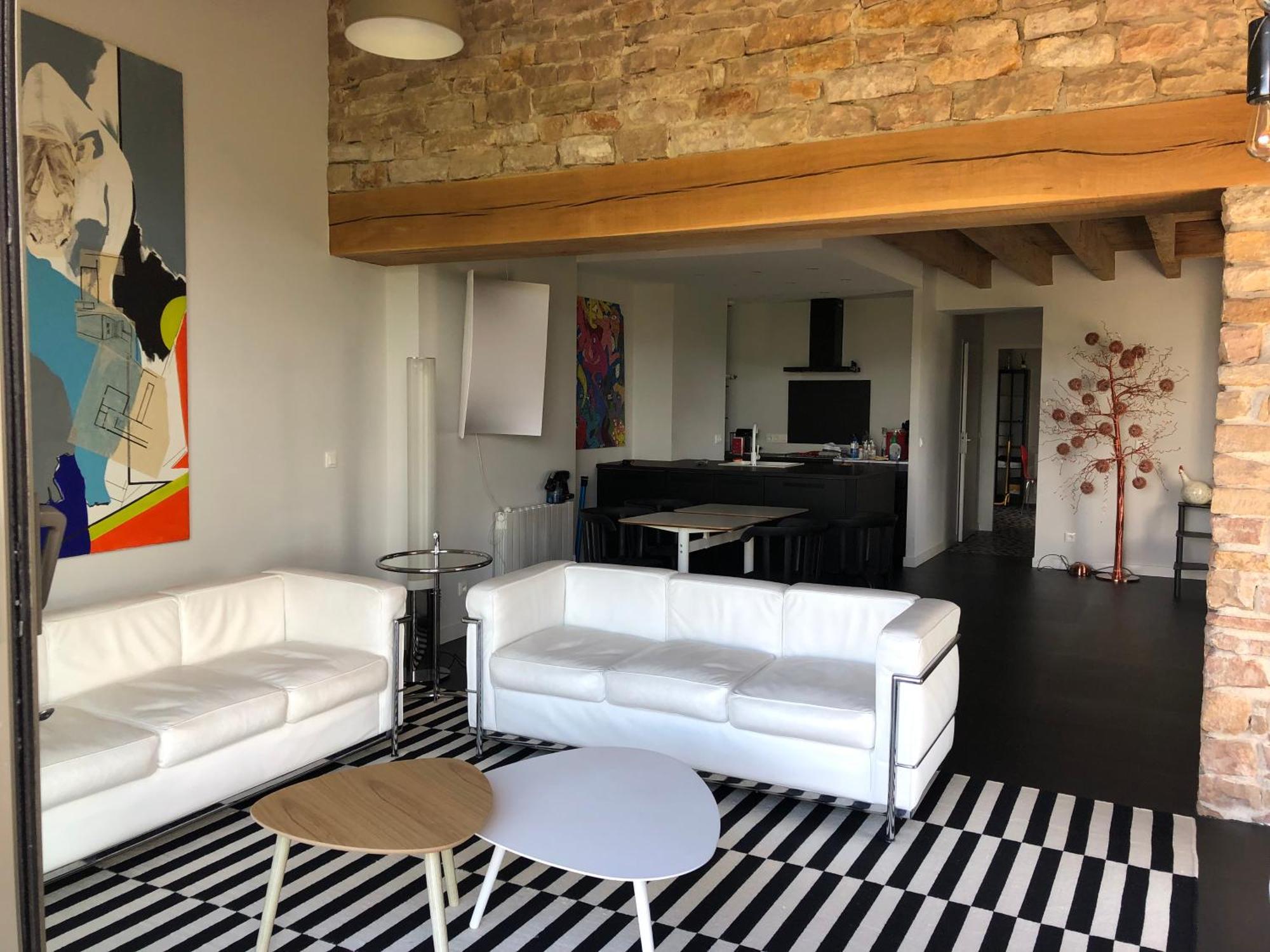 Appartement Contemporain Dans Une Authentique Demeure Viticole Charnay-lès-Mâcon Exteriér fotografie